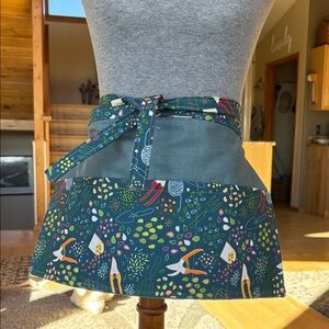 Garden Women's Apron
